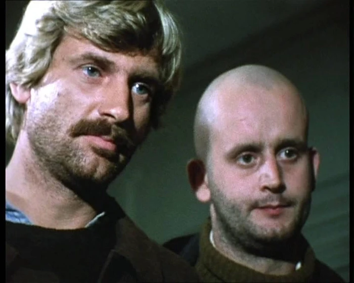 Jean-René Gossart y Pierre Semmler en the-island-of-thirty-coffins