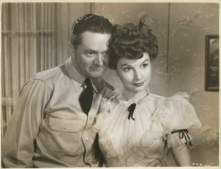 Margaret Landry y Wally Brown en una-fiesta-interminable