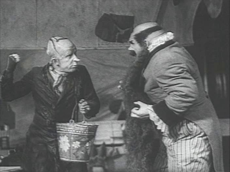 Sergei Martinson y Aleksandr Shchagin en Pinocho (The Golden Key)