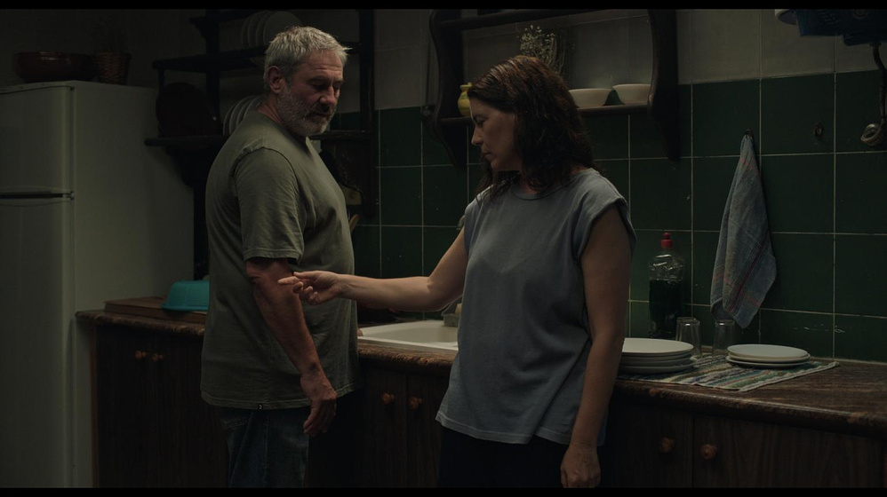 Sergi López y Laia Marull en La Terra Negra