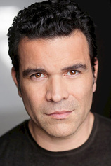 photo of person Ricardo Chavira