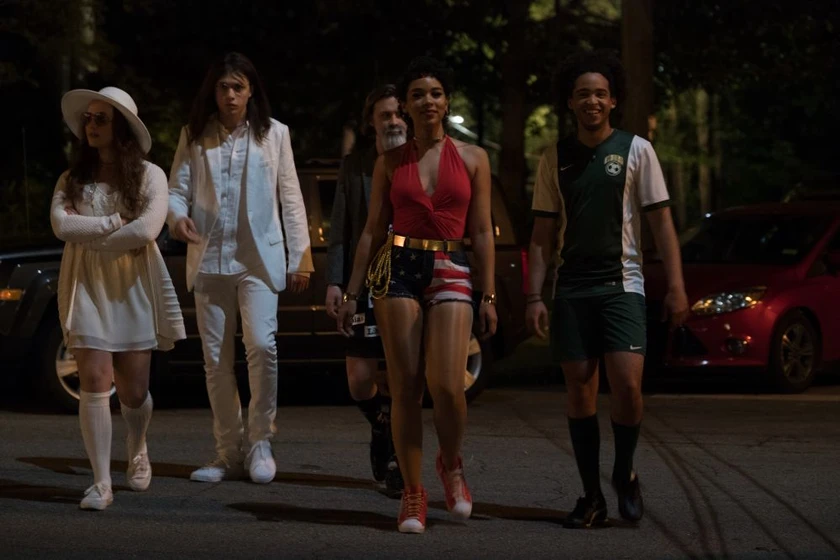 Nick Robinson, Alexandra Shipp, Keiynan Lonsdale y Katherine Langford en con-amor-simon