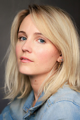 picture of actor Sara Fletcher