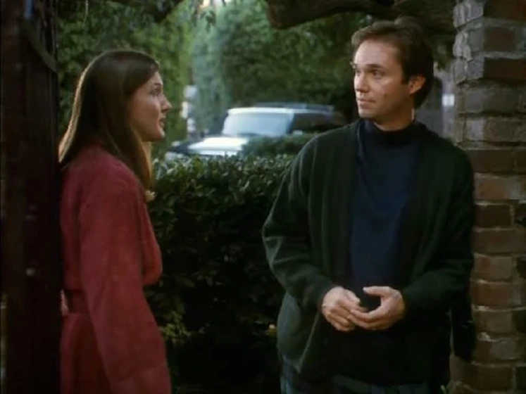 Richard Thomas y Annette O'Toole en una-sorpresa-navidena