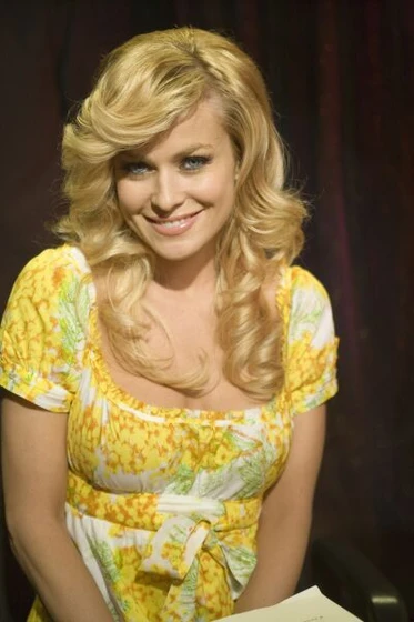Carmen Electra en Vaya par de productorex