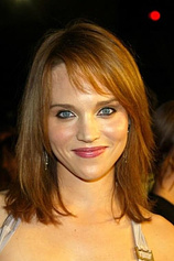 picture of actor Erica Leerhsen