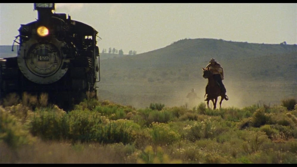 Edward James Olmos y James Gammon en persecucion-en-texas