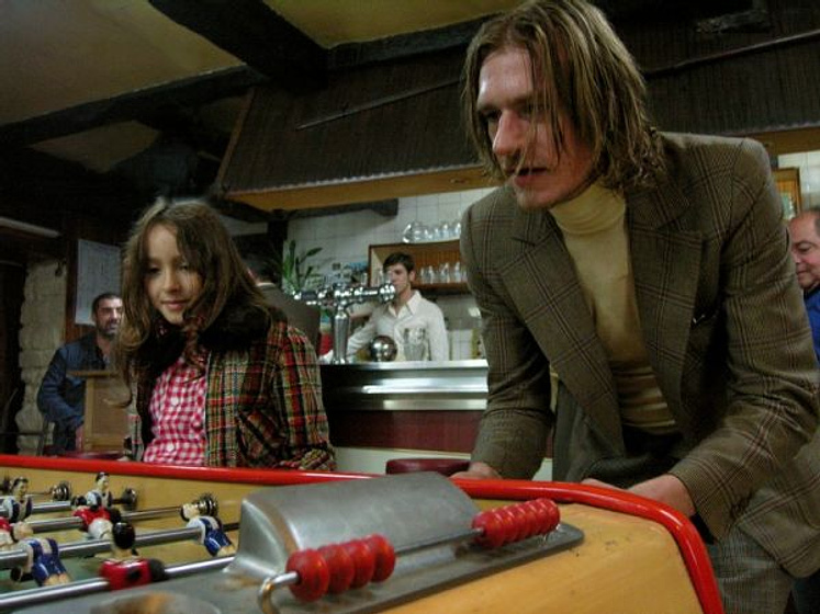 Guillaume Depardieu y Léora Barbara en Stella