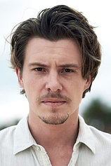 photo of person Xavier Samuel