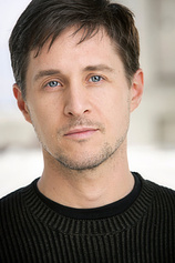 picture of actor Yuri Lowenthal