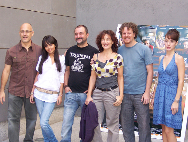 Alberto Jiménez, Silvia Marsó, Guillermo Sempere, Jorge Sempere, Ines Aldea y Andrea Blasco Sierra en Pájaros Muertos