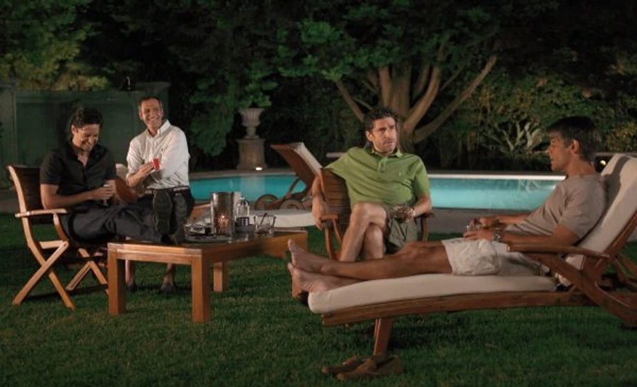 Juan Diego Botto, Ernesto Alterio, Leonardo Sbaraglia y Pablo Echarri en las-viudas-de-los-jueves