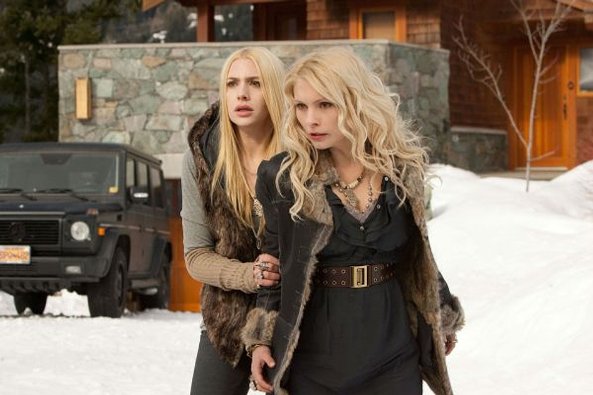MyAnna Buring y Andrea Powell en La Saga Crepúsculo: Amanecer - Parte 2