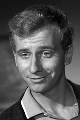 picture of actor Russell Horton