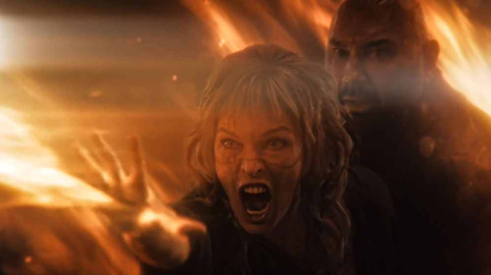 Milla Jovovich y Dave Batista en tierras-perdidas