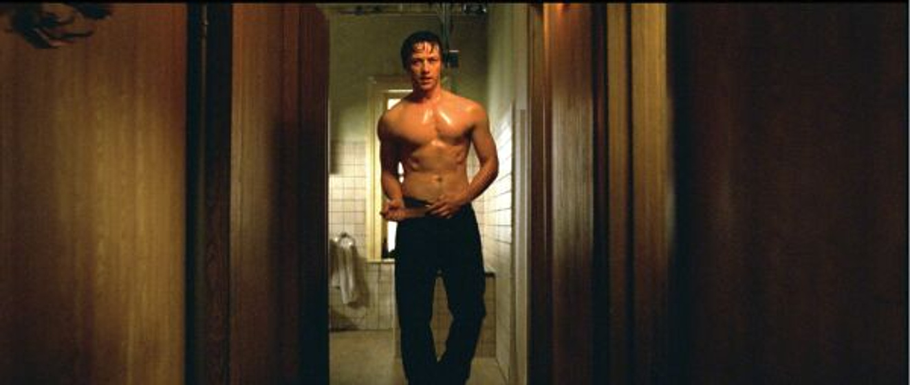 James McAvoy en Wanted. Se Busca
