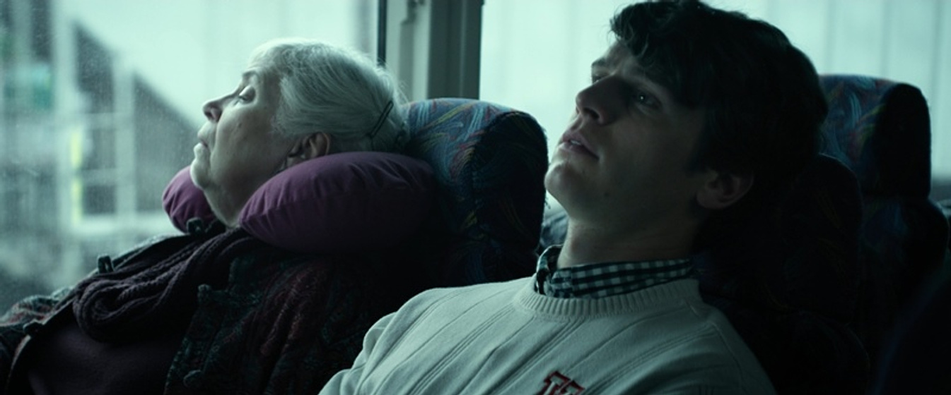 Jonathan Groff en C.O.G.