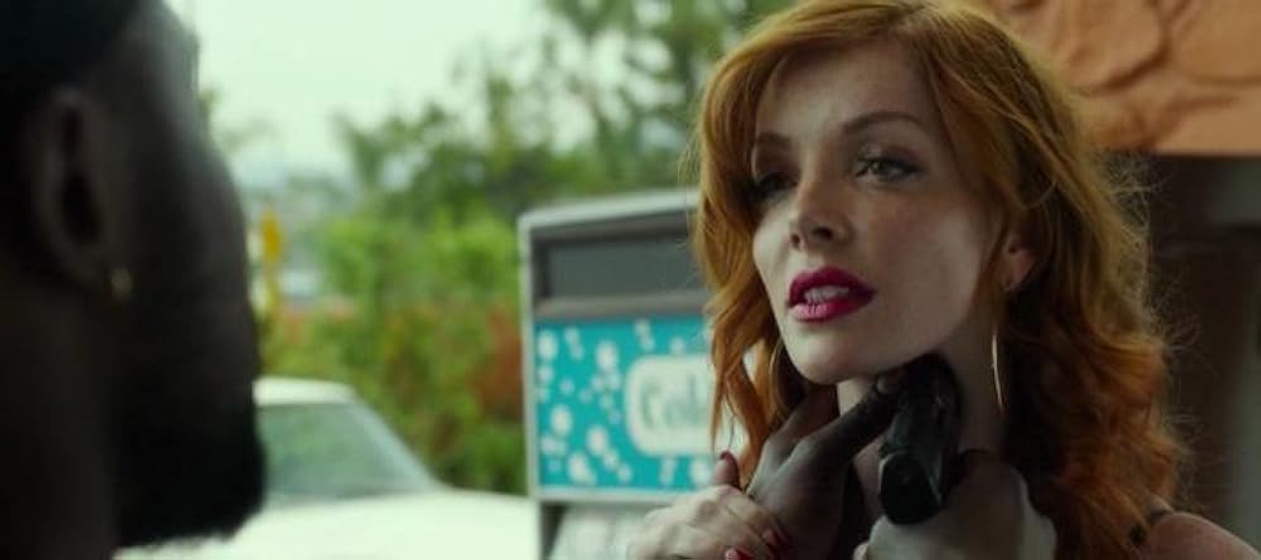 Nicole LaLiberte en smartass