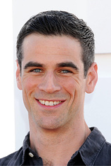 picture of actor Eddie Cahill