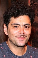 picture of actor Alberto Ajaka