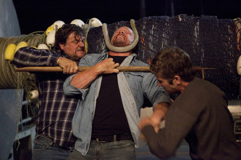 Steve Austin en the-stranger-2010