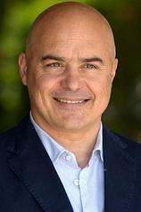 picture of actor Luca Zingaretti