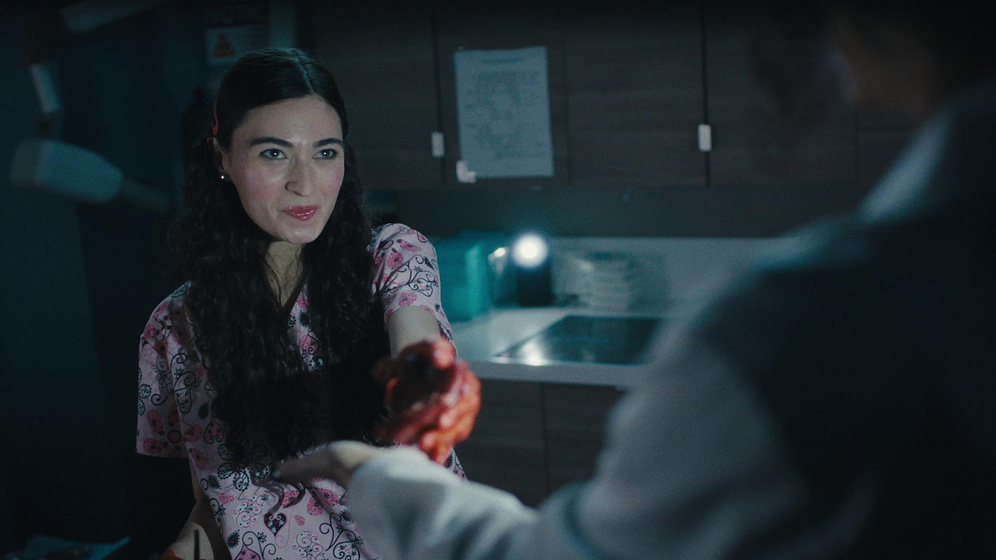 Aliya Victoriya en Baby Blues - Going Dark