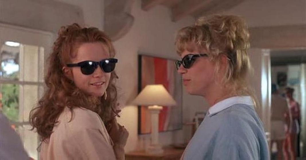 Lea Thompson y Victoria Jackson en amores-informales