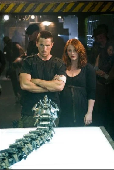 Christian Bale y Bryce Dallas Howard en Terminator Salvation