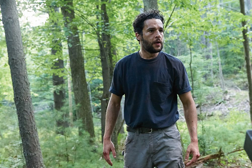 Christopher Abbott en Llega de Noche