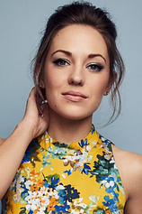 picture of actor Laura Osnes