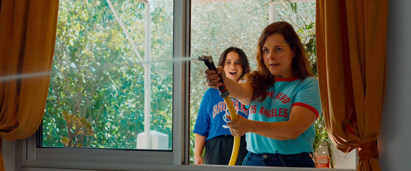 Élodie Bouchez y Laure Calamy en The Party's Over!
