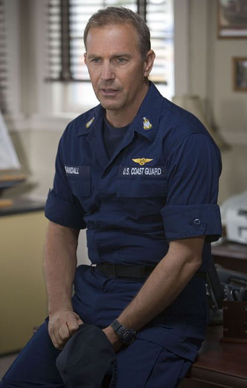 Kevin Costner en Guardianes de Altamar