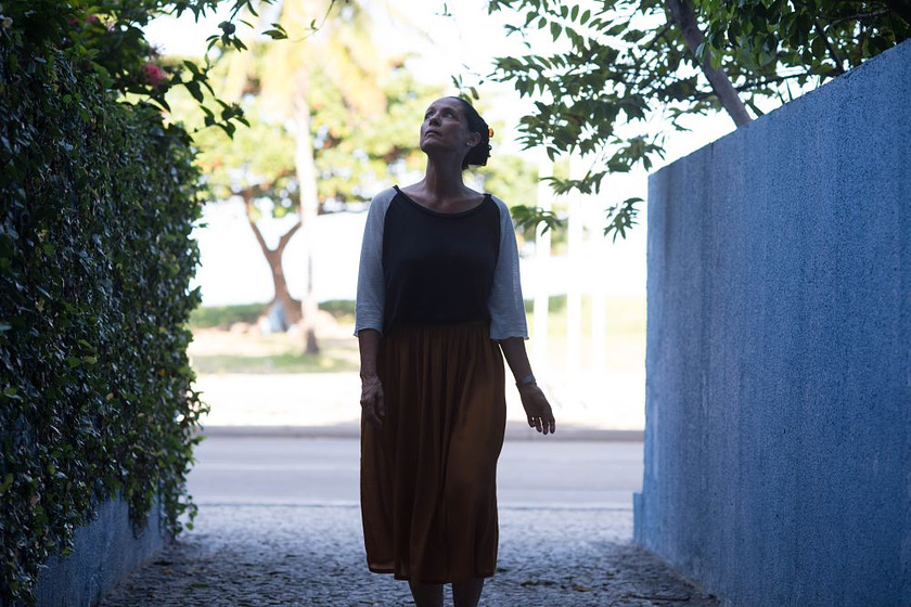 Sonia Braga en Doña Clara (Aquarius)