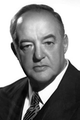 photo of person Sydney Greenstreet