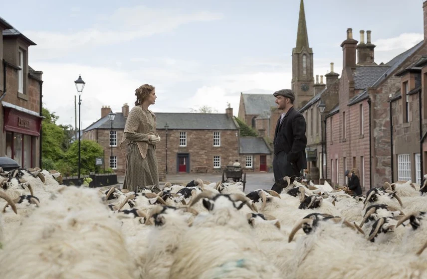 Agyness Deyn y Kevin Guthrie en sunset-song