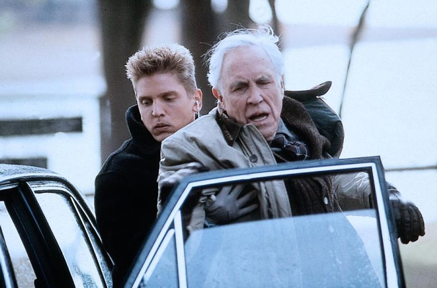 Barry Pepper y Jason Robards en Enemigo Público