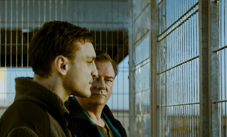 Peter Kurth y Franz Rogowski en A la Vuelta de la esquina