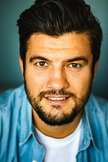 picture of actor Charlie Costillas