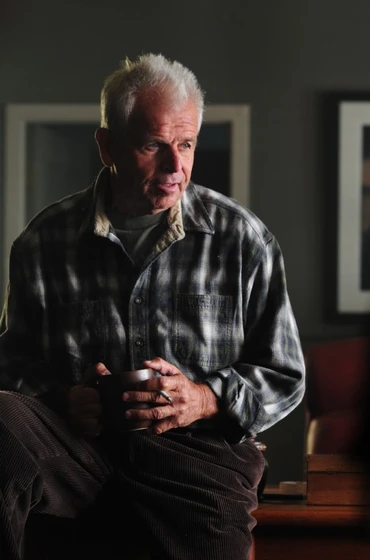 William Devane en crimenes-en-boston