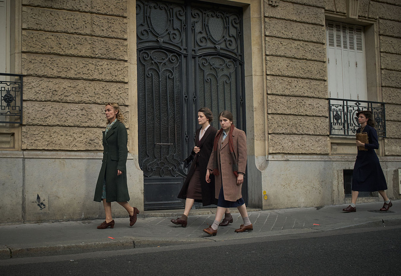 Adeline D'Hermy y Violette Guillon en La Vida ante Nosotros