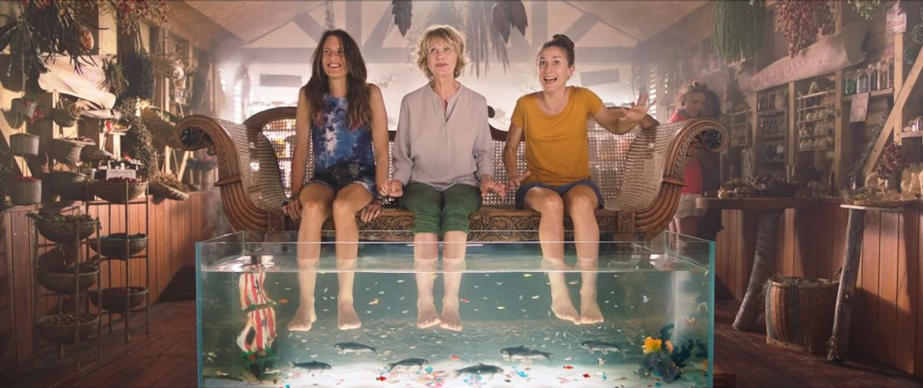 Miou-Miou, Camille Cottin y Camille Chamoux en vacaciones-con-mama