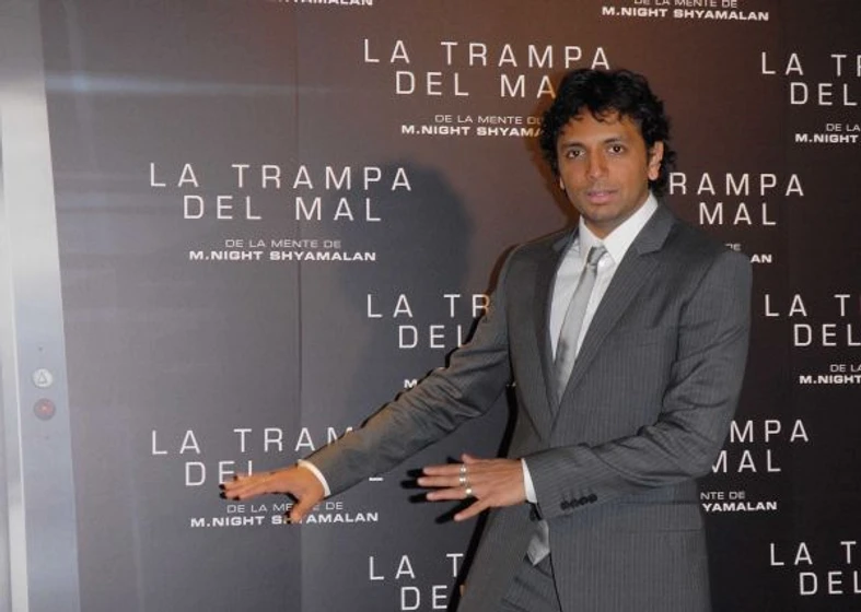 M. Night Shyamalan en la-trampa-del-mal (Photocall en Madrid. Enero 2011)