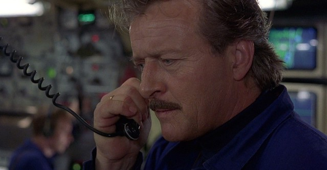 Rutger Hauer en Aguas Turbulentas