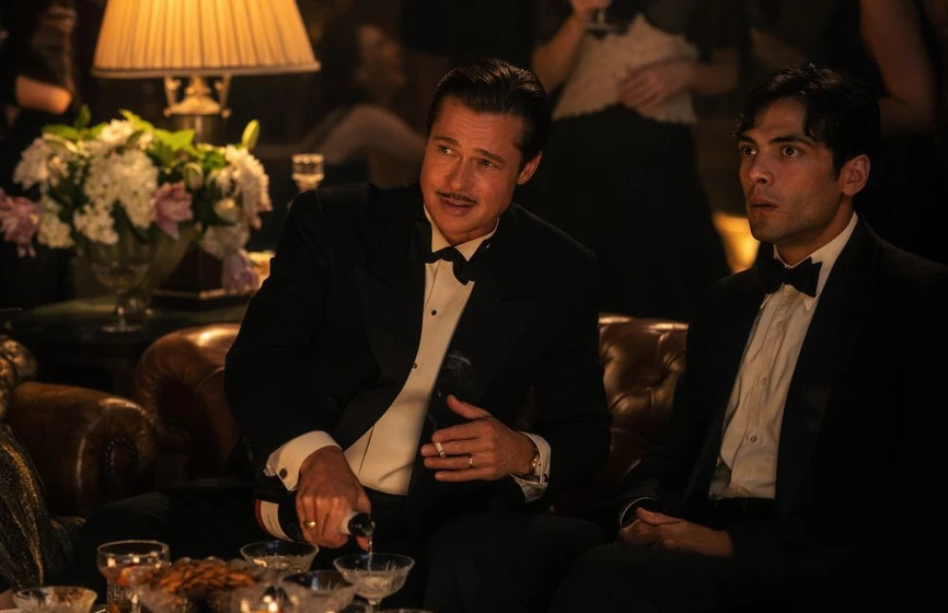 Brad Pitt y Diego Calva Hernández en Babylon