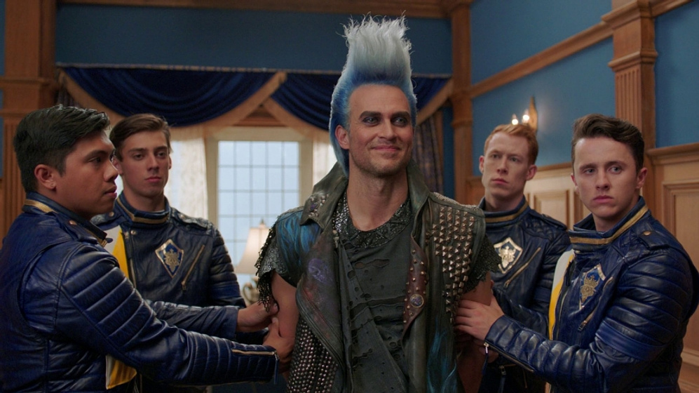 Cheyenne Jackson en Los Descendientes 3
