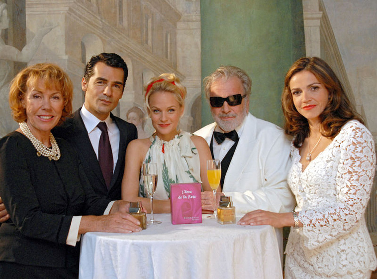 Maximilian Schell, Gaby Dohm, Erol Sander, Rebecca Immanuel y Mirjam Weichselbraun en Esencia de Amor