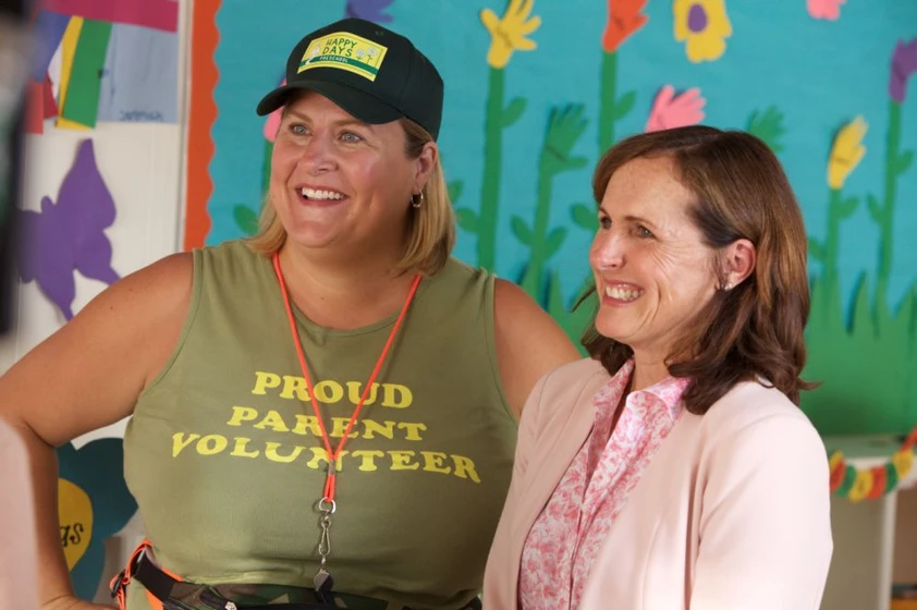Molly Shannon y Bridget Everett en juerga-de-mamis