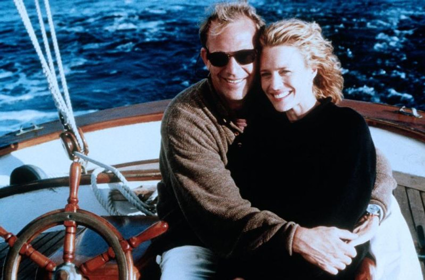Kevin Costner y Robin Wright en Mensaje en una Botella