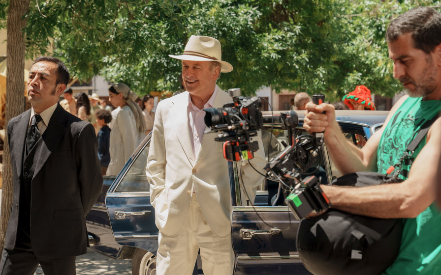 Alec Baldwin y Jesús Carroza en el-sastre-del-rey (Rodaje)